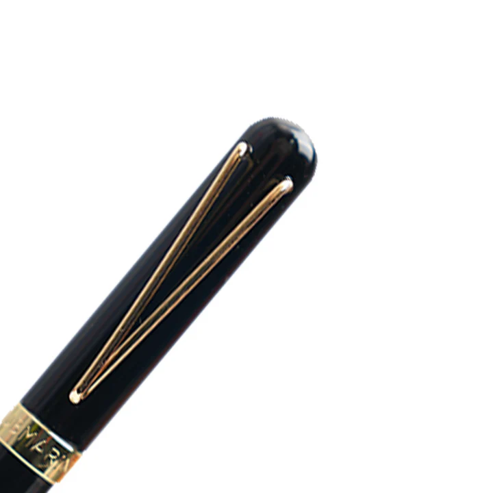 Royale Black & Gold Fountain Pen